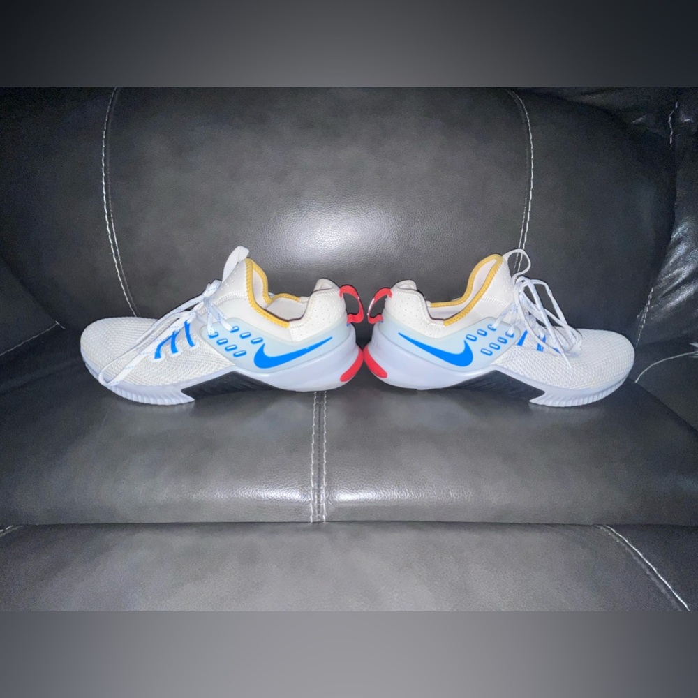 Nike Free x Metcon Pure Platinum Blue Hero